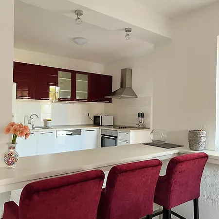 Apartments-villa Ilaria *